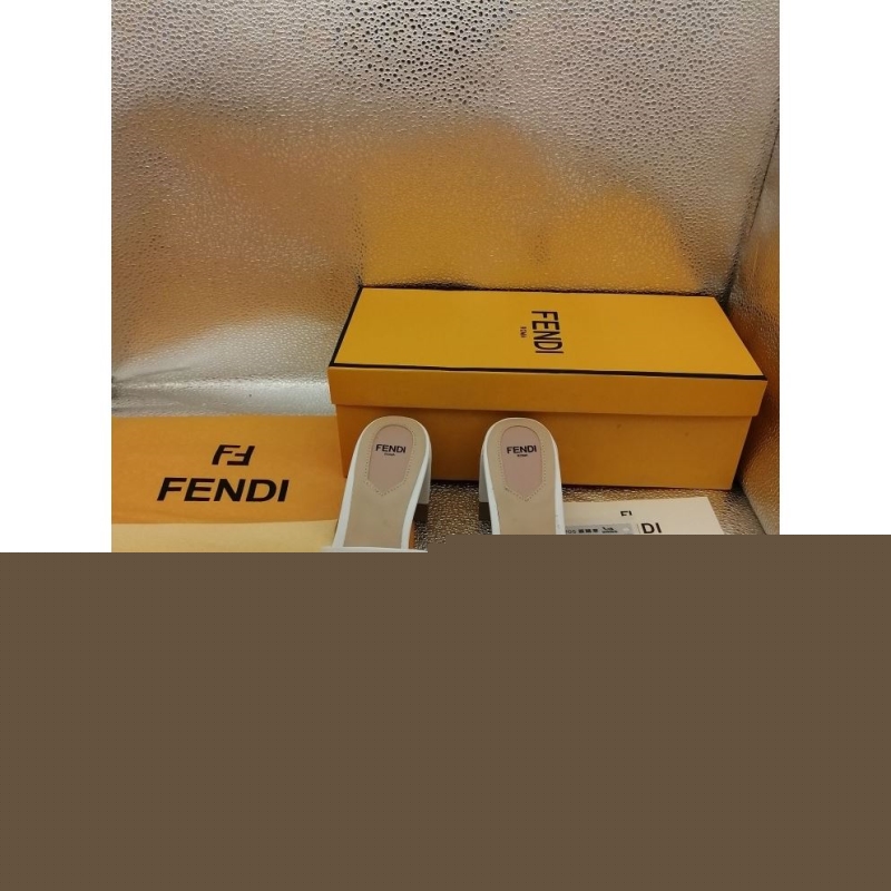 F**di slippers